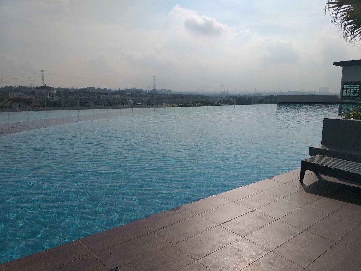 Kempas Indah @ The Secret Garden Homestay Johor Bahru Exterior foto